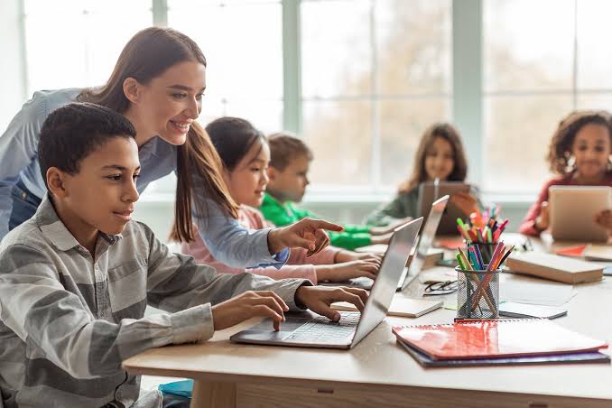 Cognitive Learning Theory: Types, Examples & Benefits