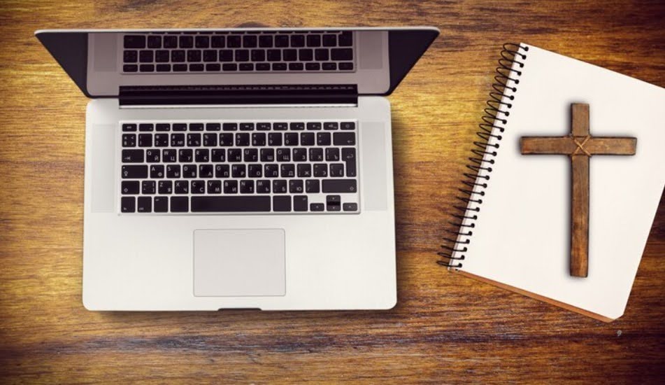 How Online Christian Bible Study Can Help You Stay Connected to Your Faith